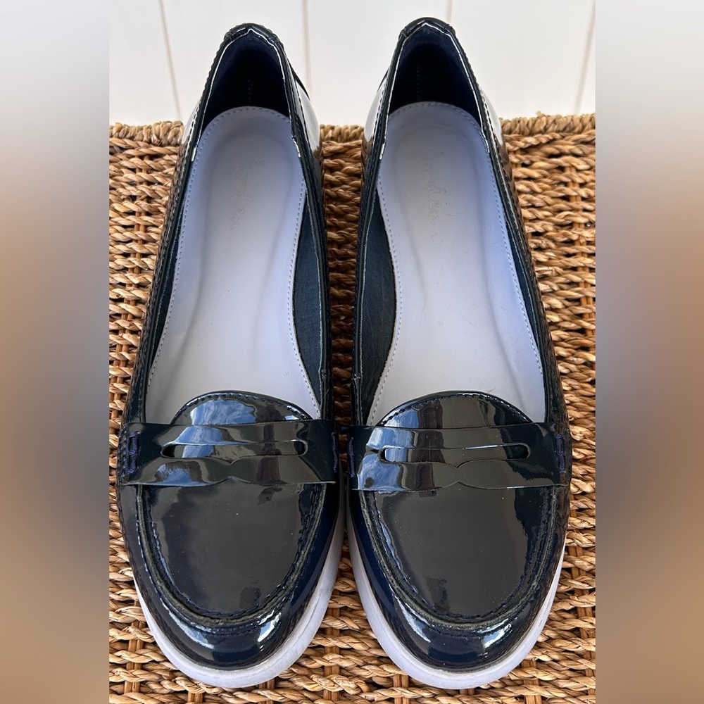 Boden Women’s Faux Patent Penny Loafers Navy with White Sole Size 39 (US 8-8.5)
